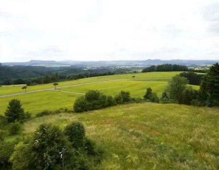 Panorama-Apartments Weinberghaus Mittelndorf Exterior photo