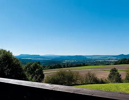 Panorama-Apartments Weinberghaus Mittelndorf Exterior photo